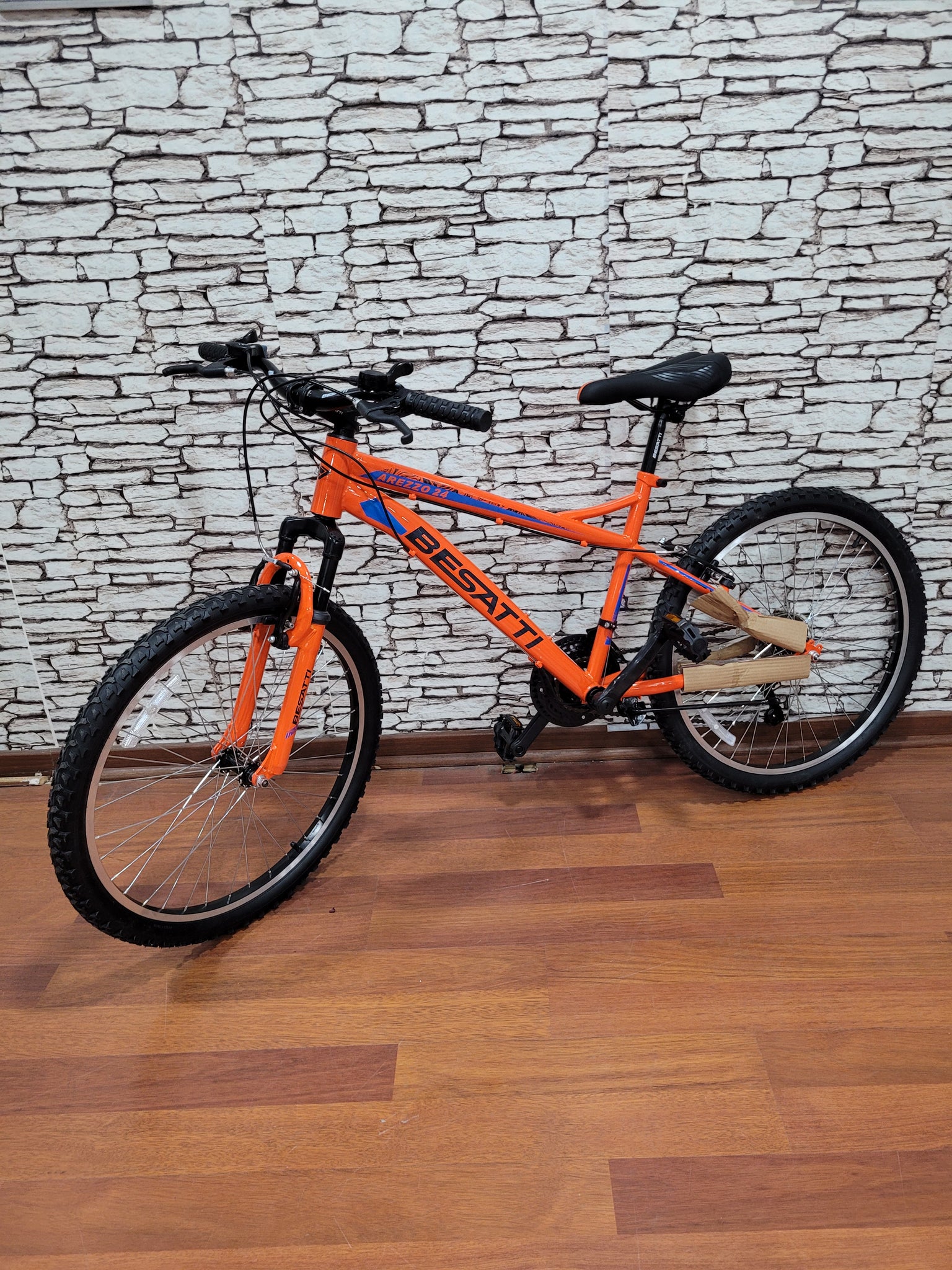 Bicicleta besatti best sale arezzo aro 24