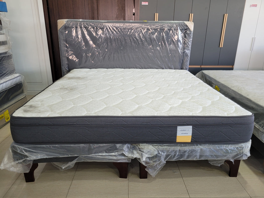 CAMA SUPER KING DRIMKIP DETALLES DE MANCHADO EL COLCHON