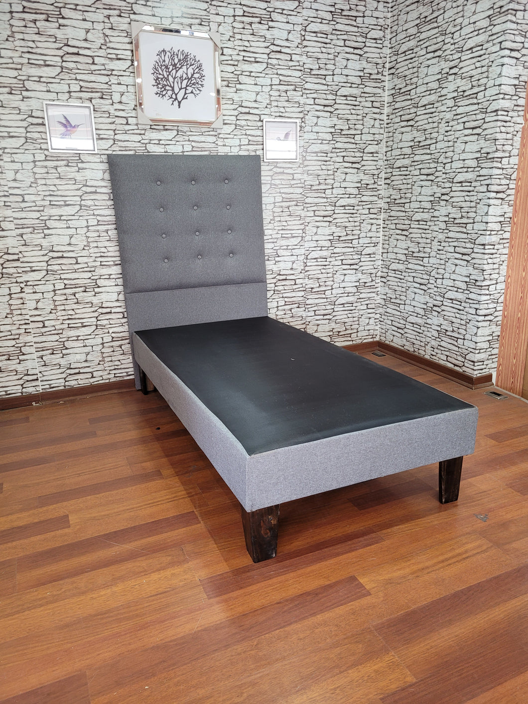 CAMA 1 PLAZA BASE + RESPALDO MODELO DREAM FC GRIS PERLA LINO