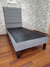 Cargar imagen en el visor de la galería, CAMA 1 PLAZA BASE + RESPALDO MODELO DREAM FC GRIS PERLA LINO
