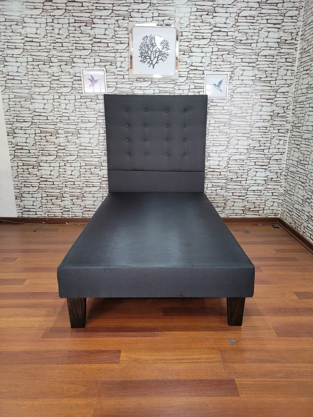 CAMA 1.5 BASE + RESPALDO MODELO DREAM FC GRIS OSCURO LINO